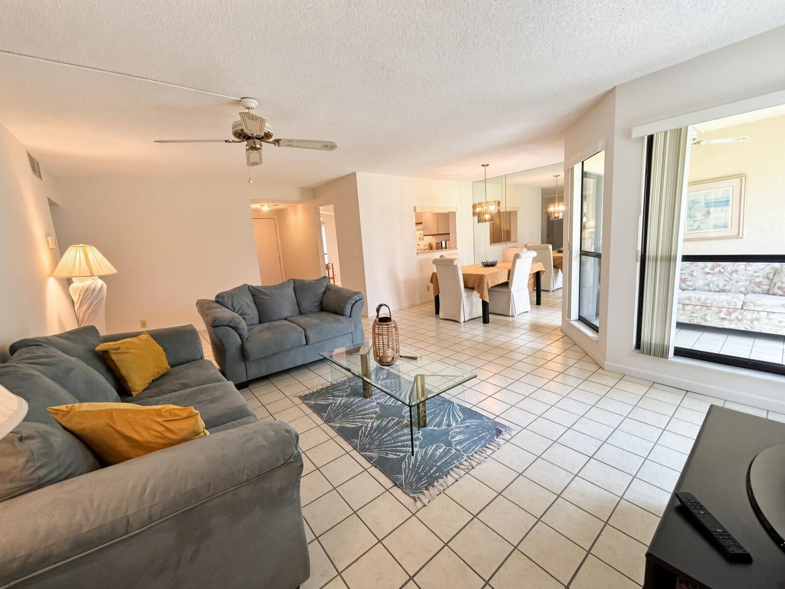 3335 Lucerne Park Drive, FL 33467 photo 2