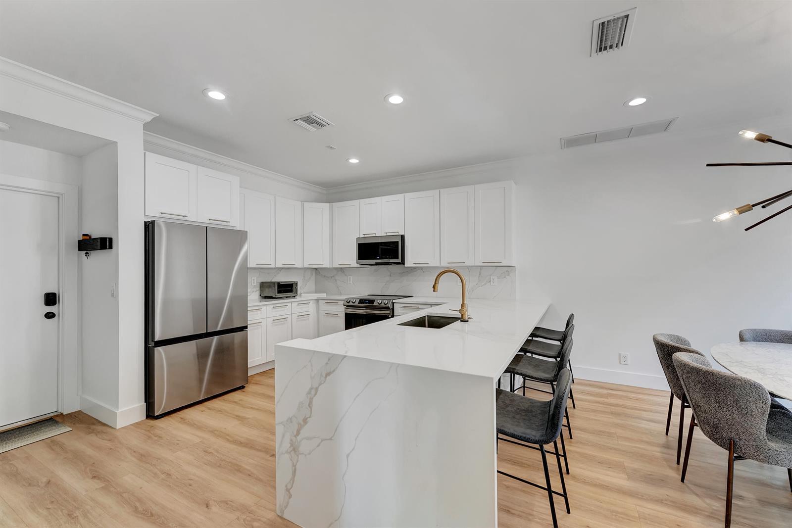 5600 NW 40TH Avenue, Boca Raton FL 33496 photo 3