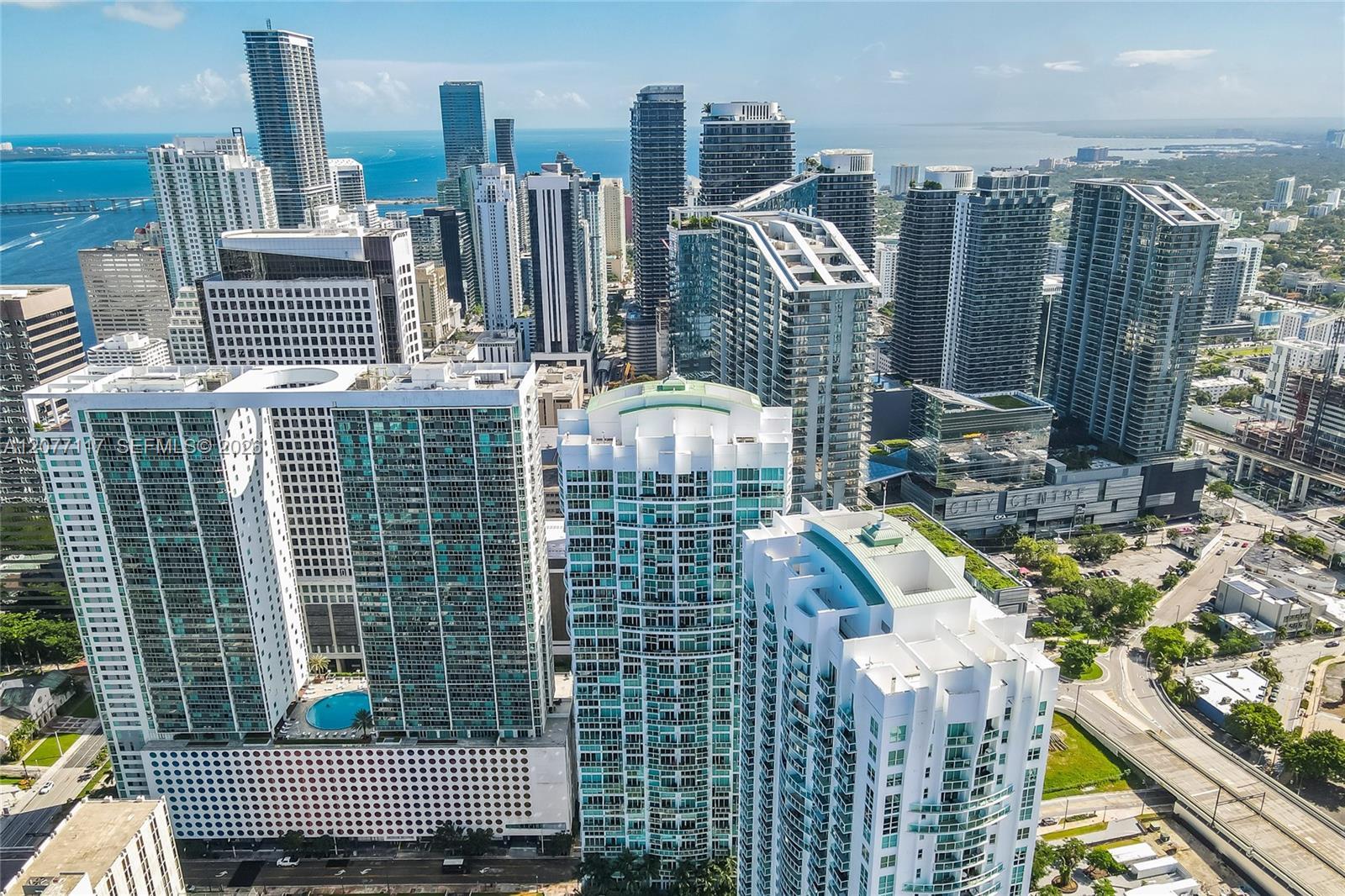 41 SE 5th St # 807, Miami FL 33131 photo 3