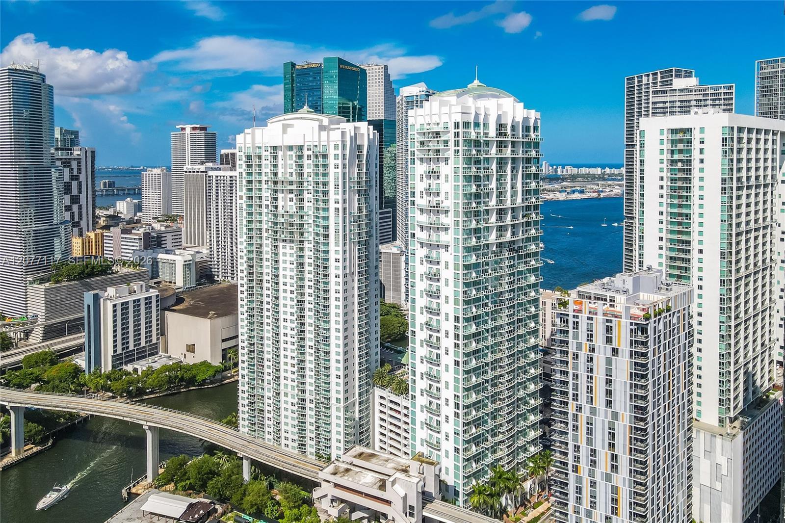 41 SE 5th St # 807, Miami FL 33131
