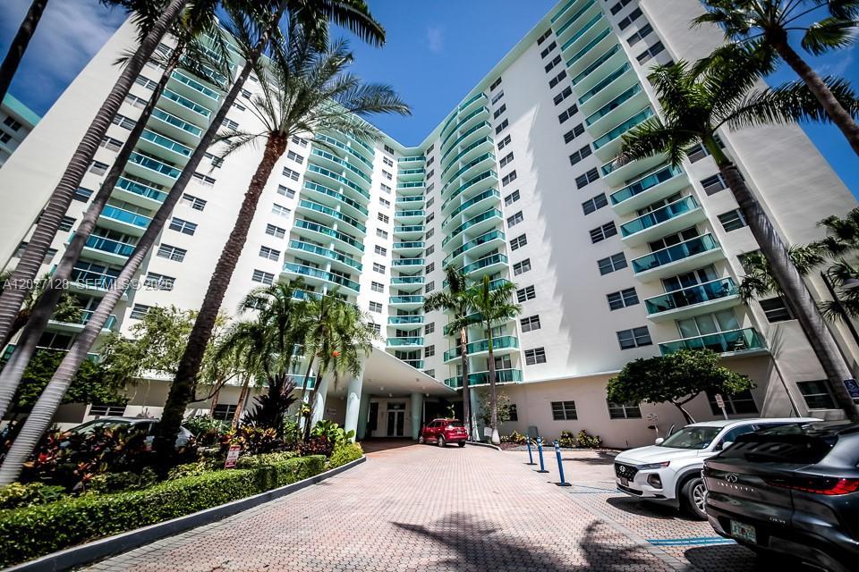 Hollywood, FL
