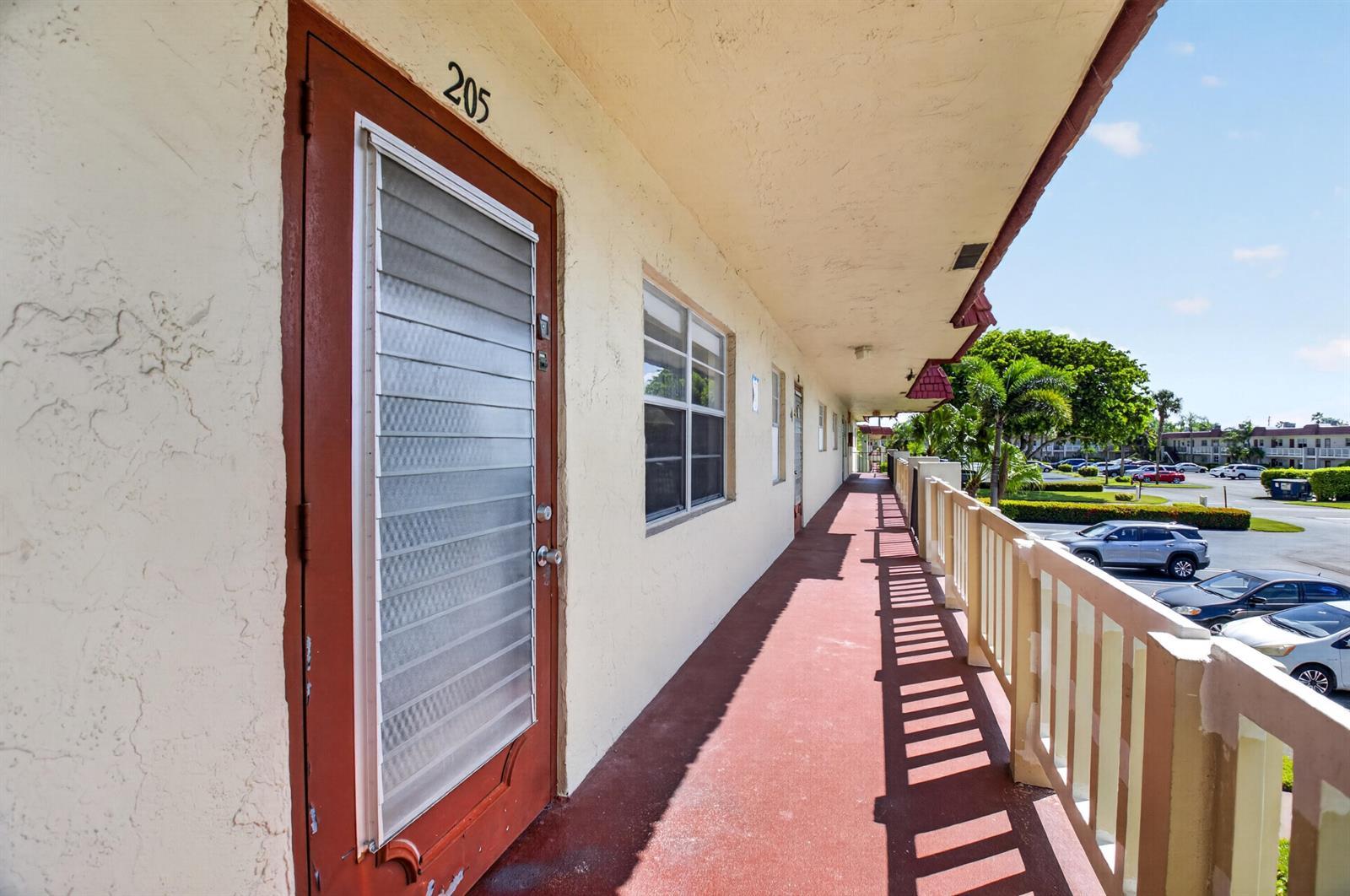 2 Abbey Lane # 205, Delray Beach FL 33446 photo 4