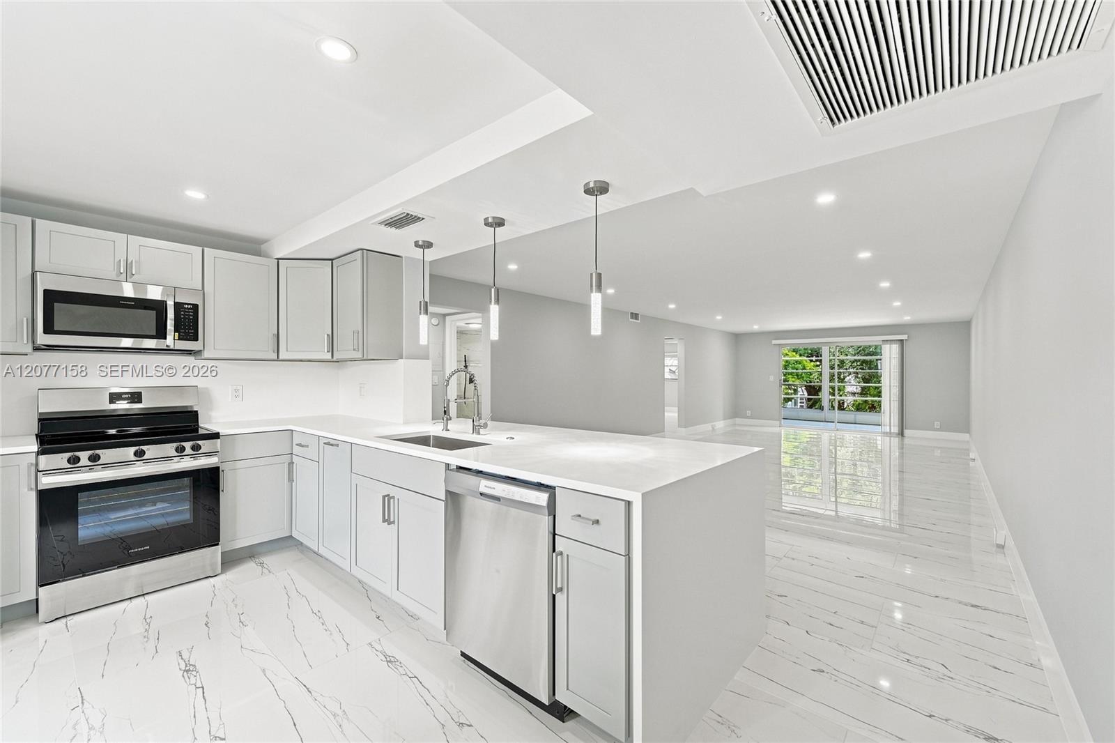 3304 Aruba Way # A2, Coconut Creek FL 33066 photo 2