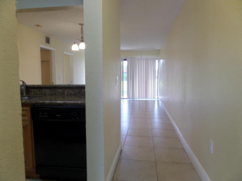 1524 LAKE CRYSTAL Drive # B, West Palm Beach FL 33411 photo 3