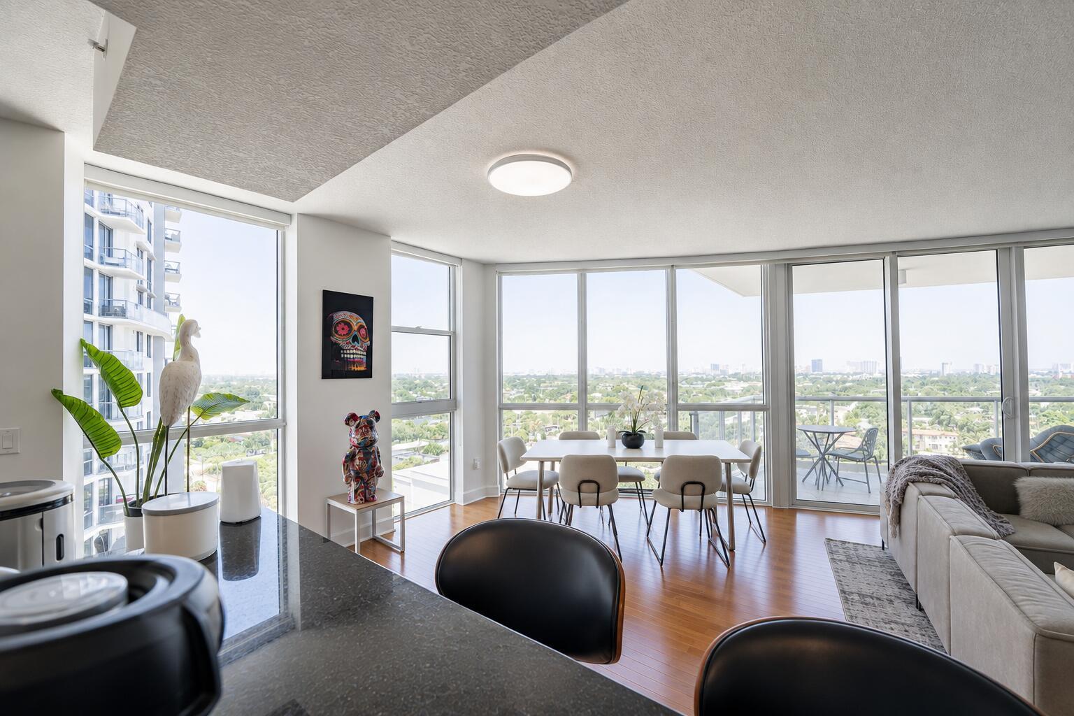 111 SE 8th Avenue, Fort Lauderdale FL 33301