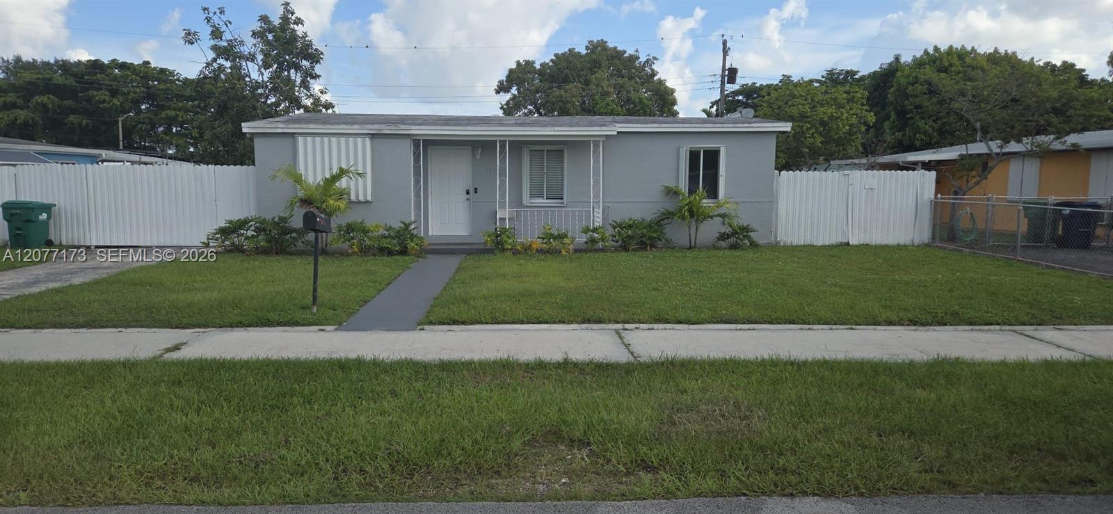 11285 SW 43rd St, Miami FL 33165 photo 2
