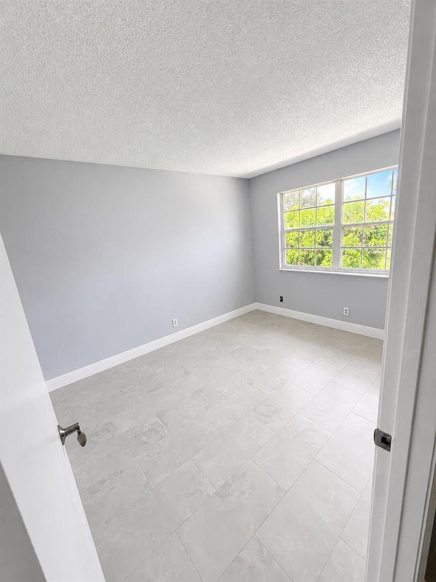 1560 SE ROYAL GREEN Circle # 201, Port St. Lucie FL 34952 photo 2