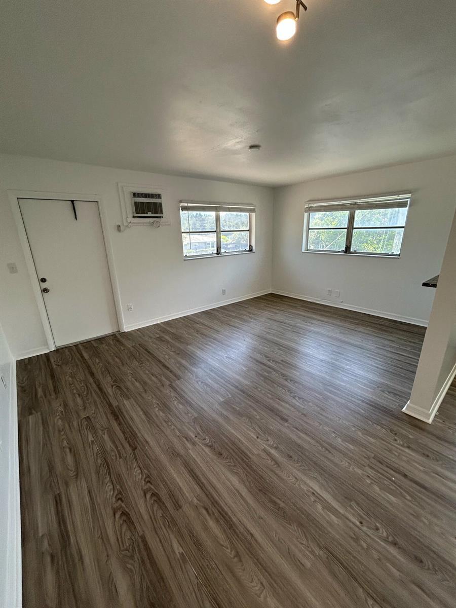 749 SE 15th Street # 7, Fort Lauderdale FL 33316 photo 5