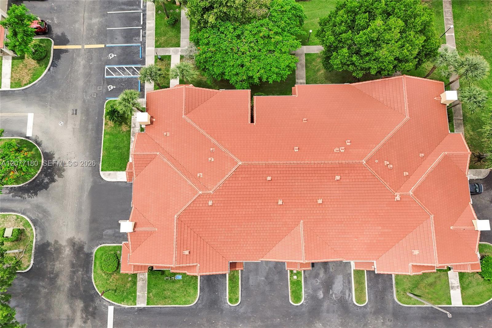 202 Belmont Ln # 202, North Lauderdale FL 33068 photo 2