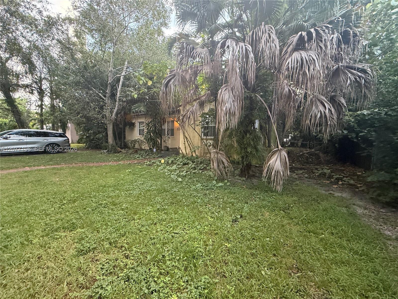 9313 NW 2nd Pl, Miami Shores FL 33150 photo 4