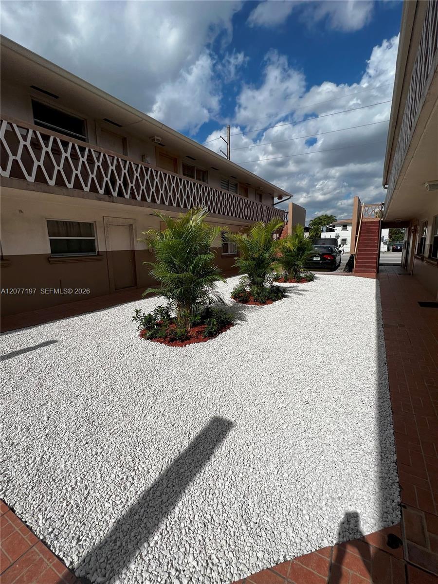 664 W 29th St # 6, Hialeah FL 33012