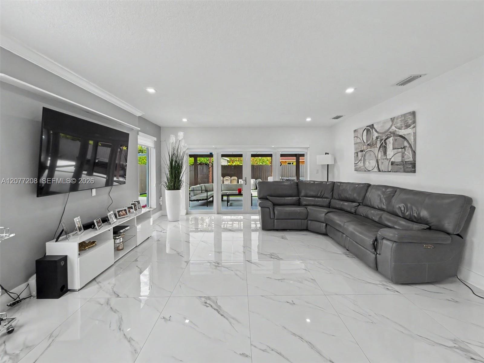14111 SW 75th St, Miami FL 33183 photo 5