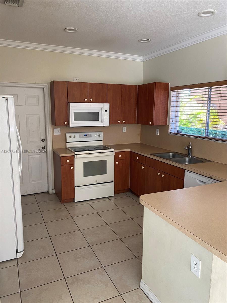 14503 SW 158th Ct, Miami FL 33196 photo 3