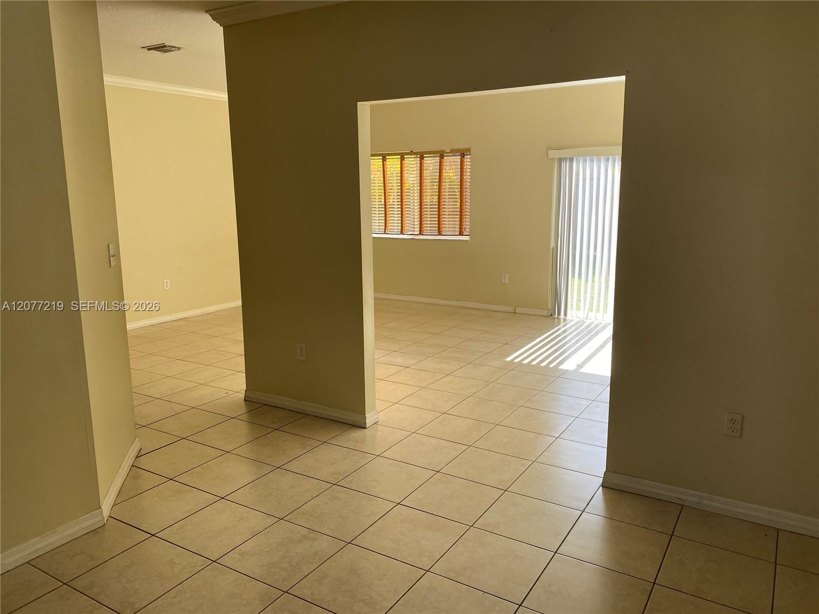 14503 SW 158th Ct, Miami FL 33196 photo 4