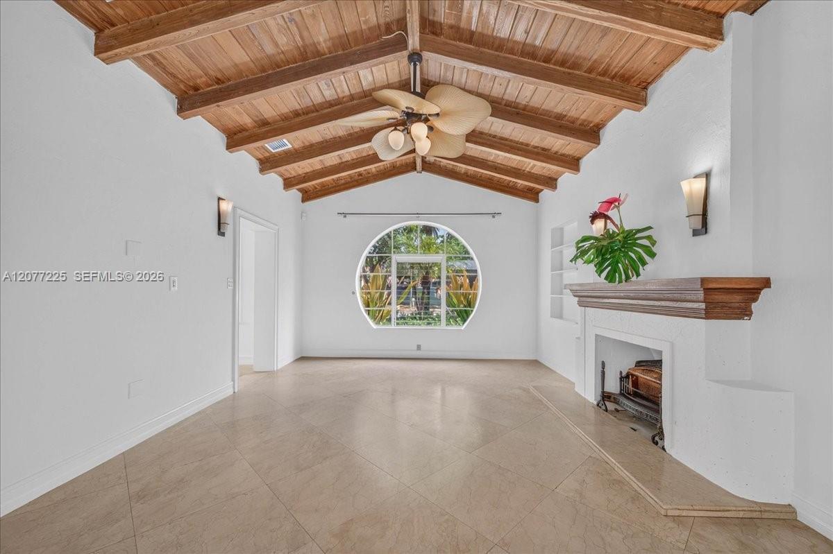 763 NE 75th St, Miami FL 33138 photo 2