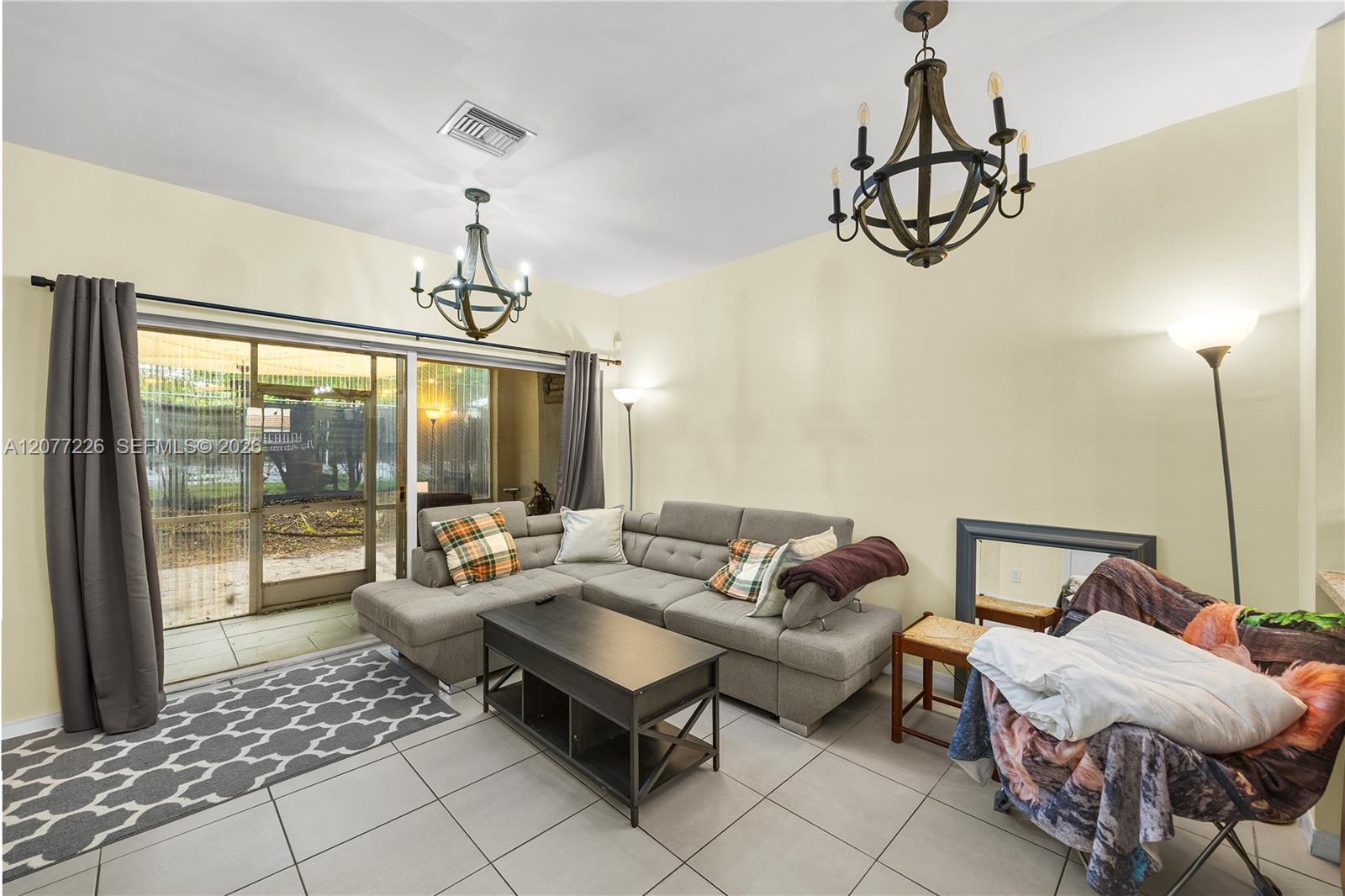 762 SW 122nd Ter, Pembroke Pines FL 33025 photo 5