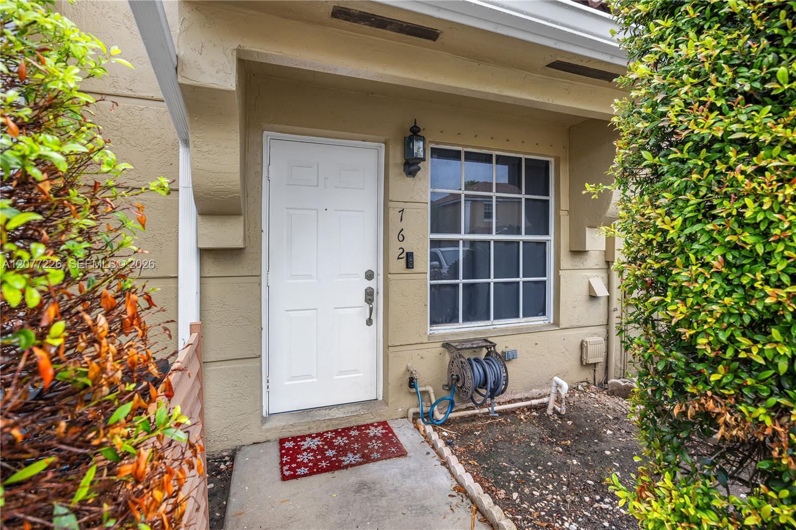 762 SW 122nd Ter, Pembroke Pines FL 33025 photo 4