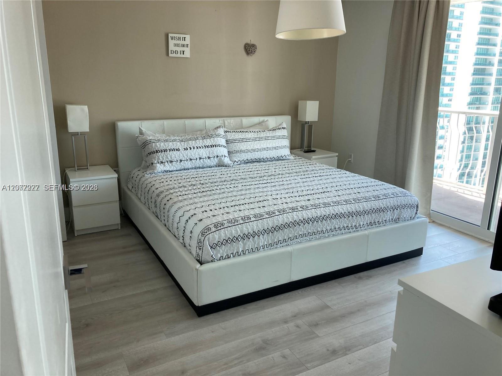 1200 Brickell Bay Dr # 3705, Miami FL 33131 photo 2