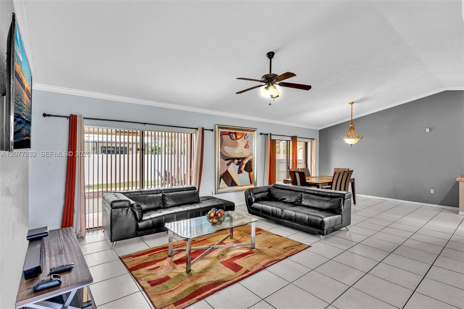 741 SW 100th Ter, Pembroke Pines FL 33025 photo 5