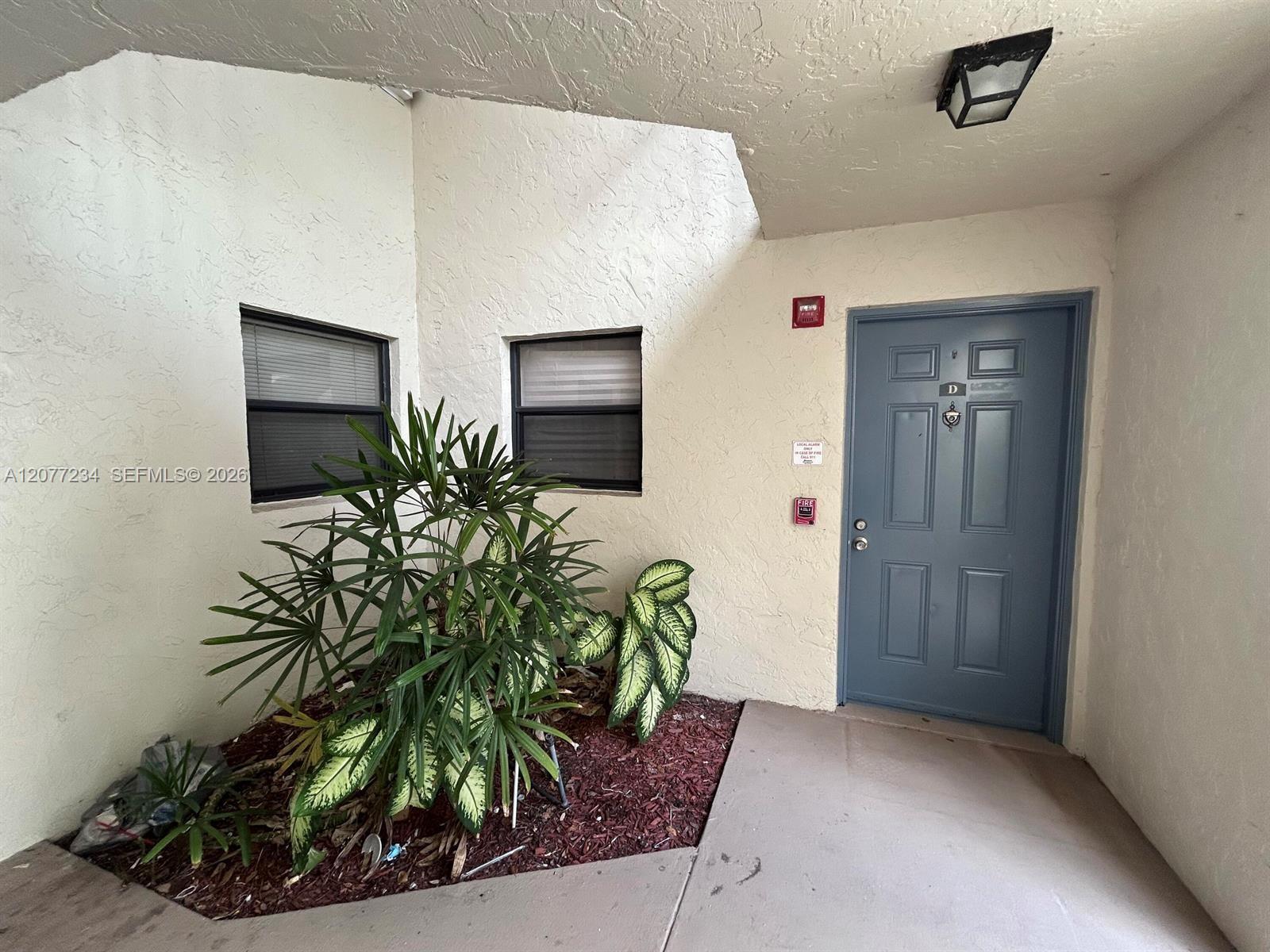 1525 Lake Crystal Dr # D, West Palm Beach FL 33411 photo 2