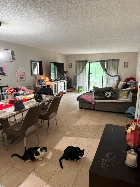 215 Lakeview Dr # 203, Weston FL 33326 photo 2
