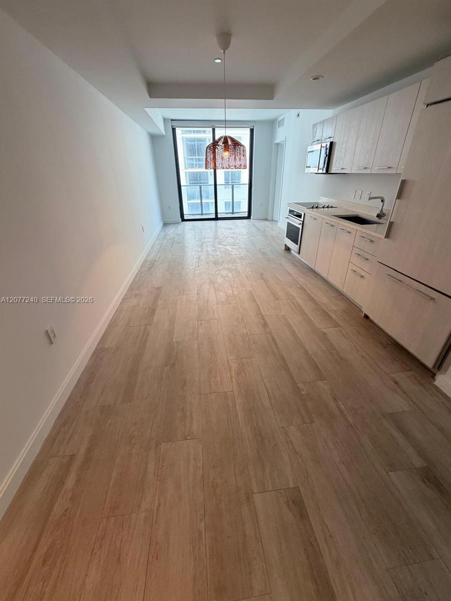 55 SW 9th St # 3609, Miami FL 33130 photo 4