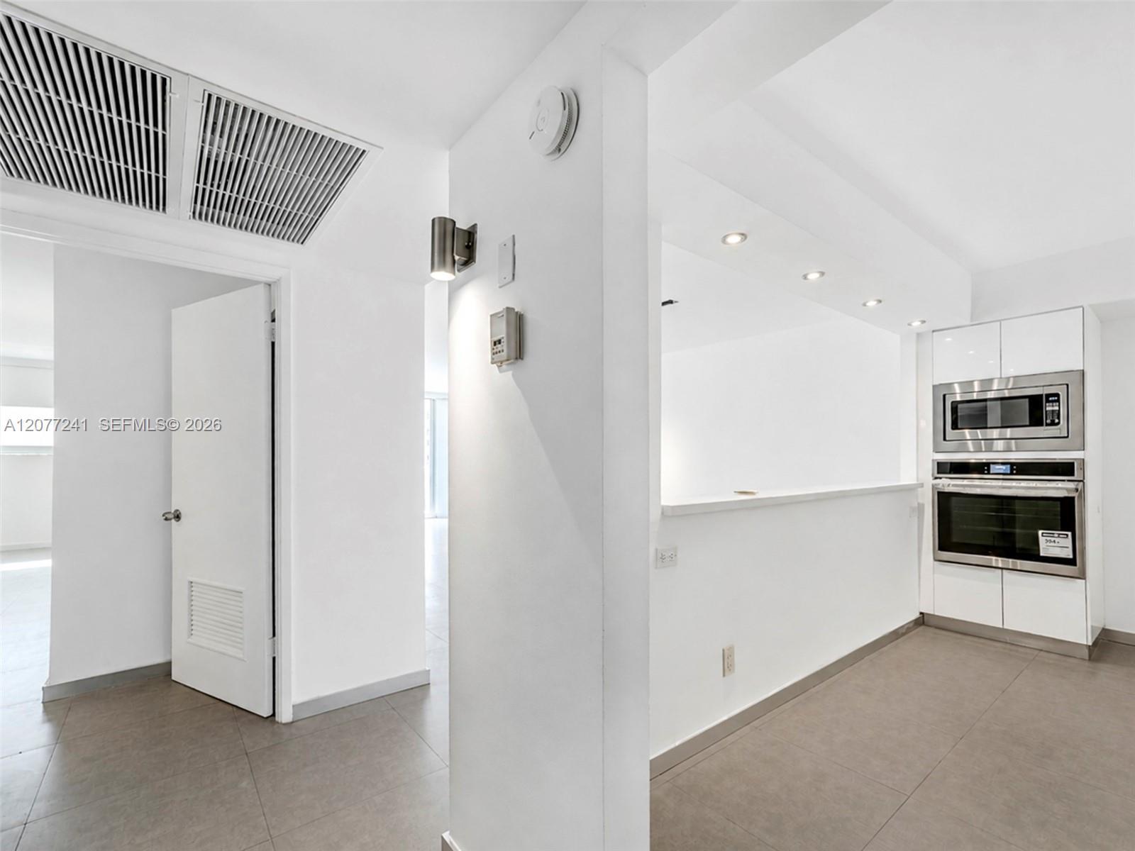 19380 Collins Ave # 905, Sunny Isles Beach FL 33160 photo 3