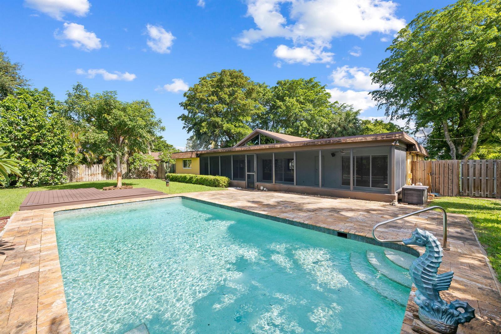 5920 SW 16th Street, Plantation FL 33317