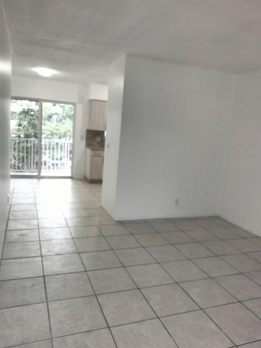 600 S Luna Court # 23, Hollywood FL 33021 photo 2