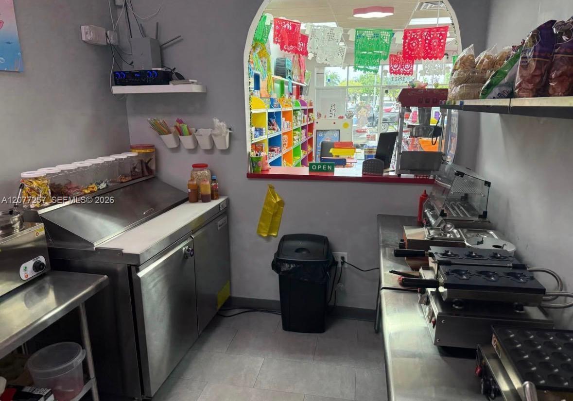 1801 NE 8th St, Homestead FL 33033 photo 3