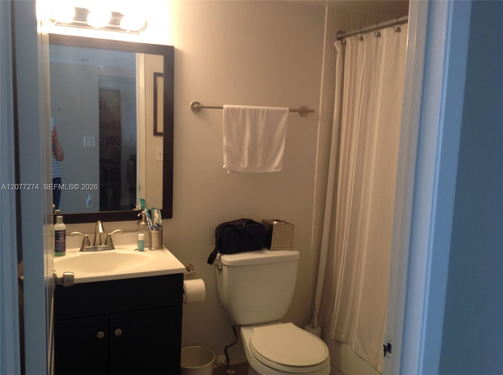 850 N Miami Ave # 1906, Miami FL 33136 photo 4