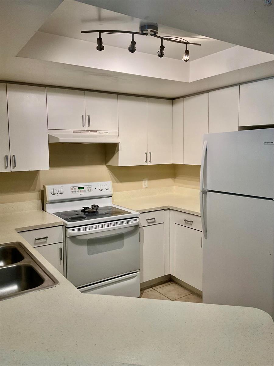 4163 N Haverhill Road # 1217, West Palm Beach FL 33417 photo 2