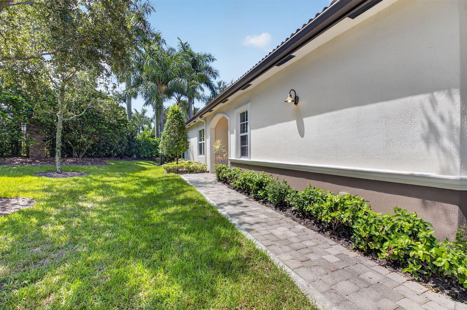 14639 Barletta Way, Delray Beach FL 33446 photo 4