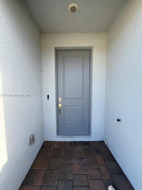 142 NE 14th Ter, Homestead FL 33033 photo 3