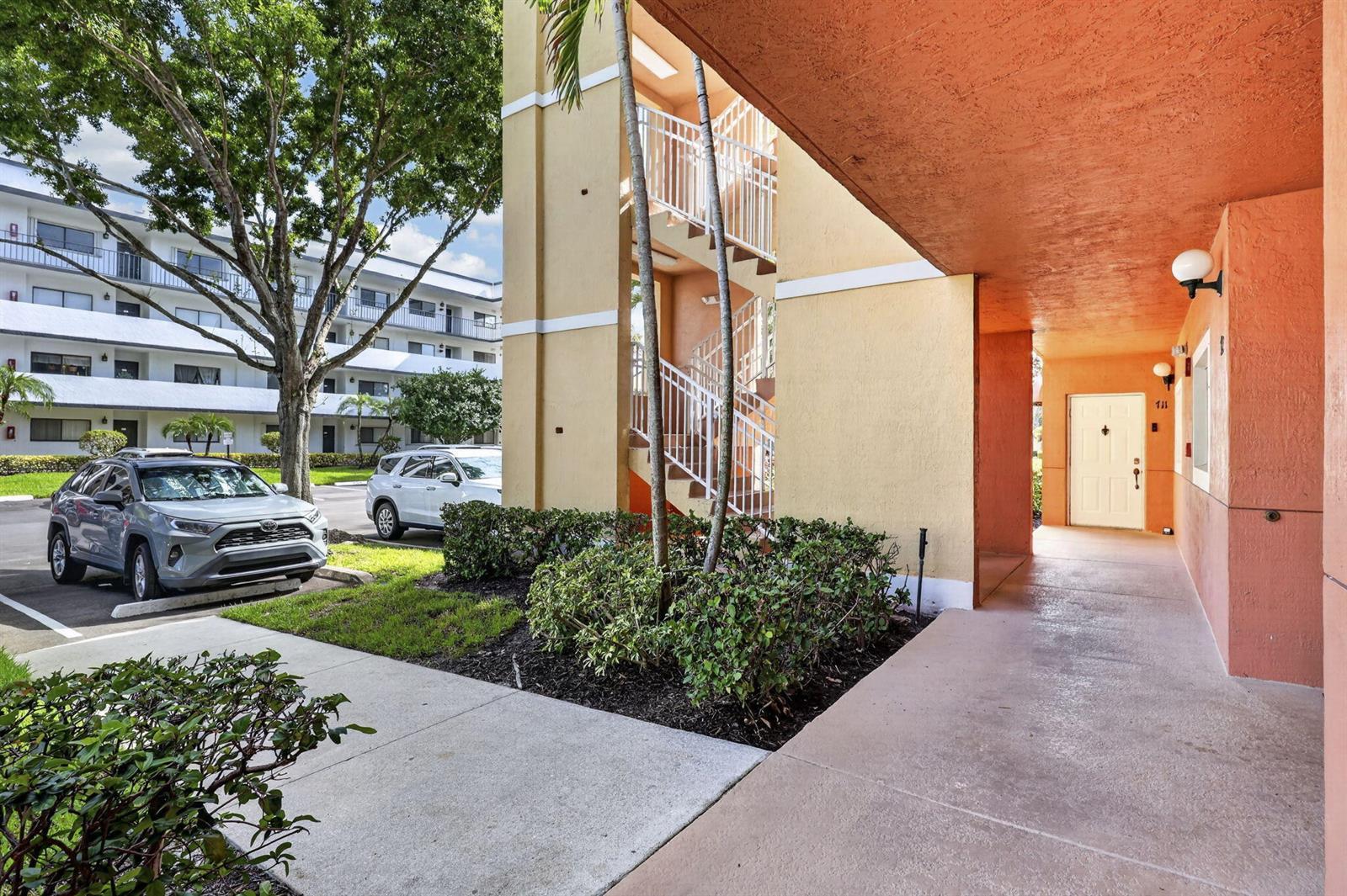 4721 Lucerne Lakes Boulevard E # 711, Lake Worth FL 33467 photo 2