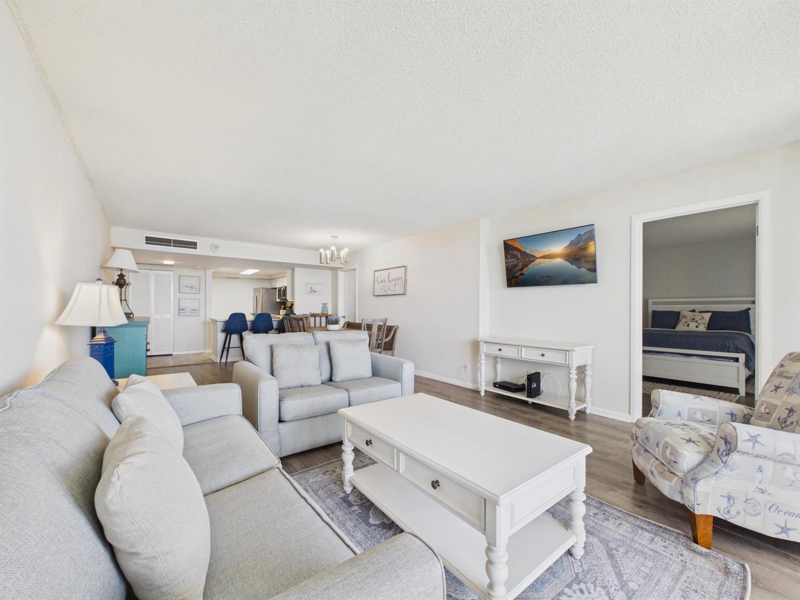 2400 PRESIDENTIAL Way # 704, West Palm Beach FL 33401 photo 4