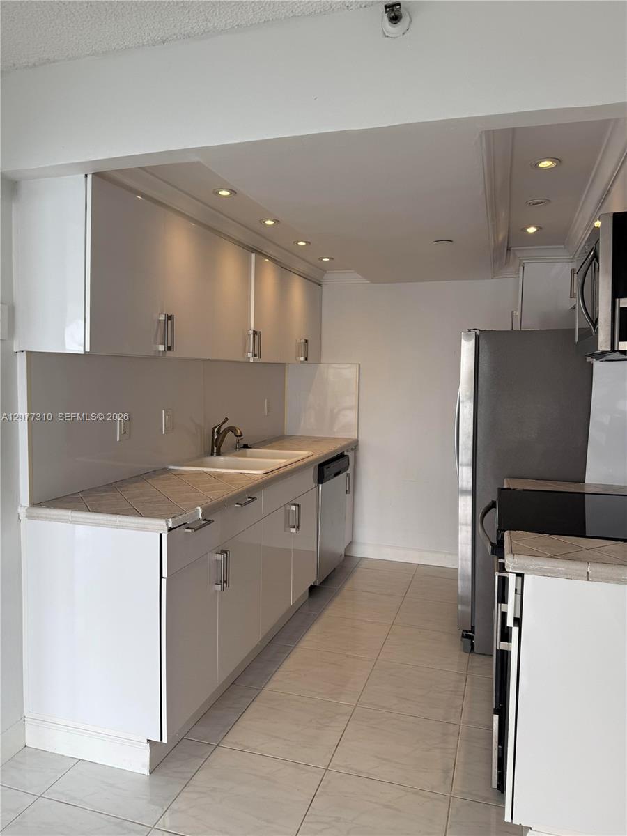 17500 N Bay Rd # S907, Sunny Isles Beach FL 33160 photo 5