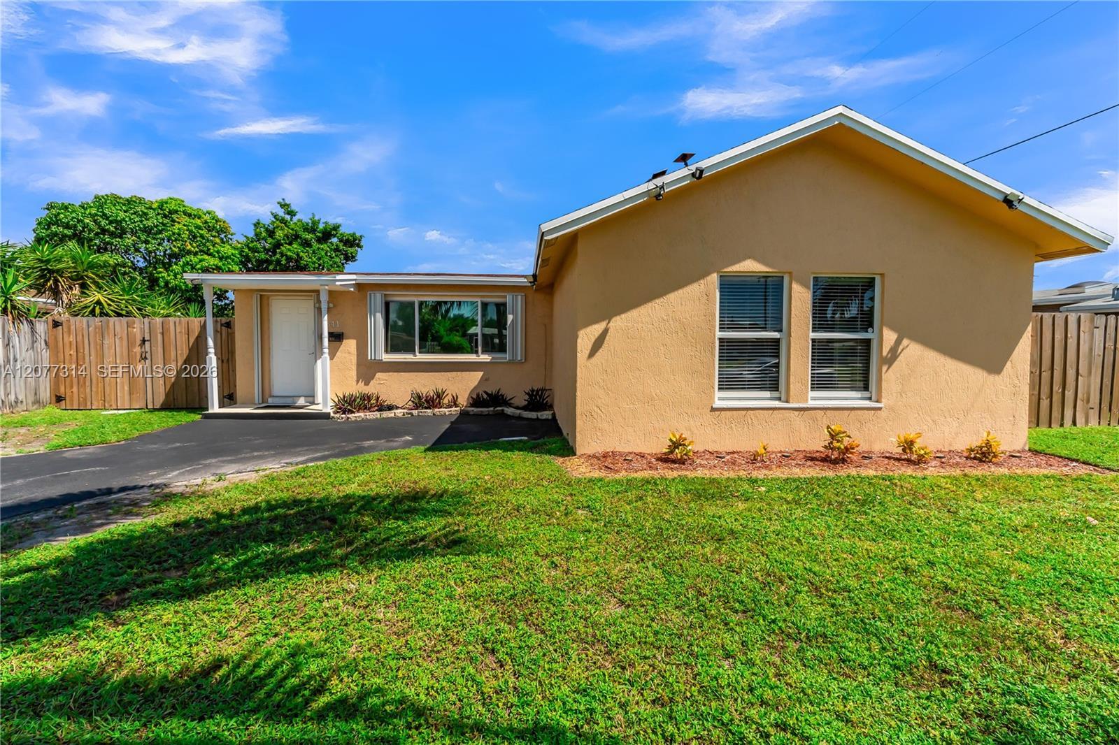 841 NE 59th St, Oakland Park FL 33334