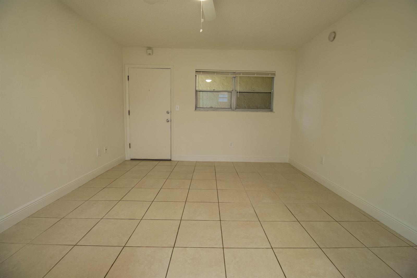 1507 ARGYLE Drive # 205, Fort Lauderdale FL 33312 photo 2