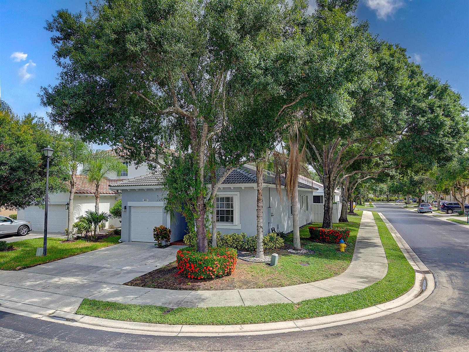 4801 NW 20TH Place, Coconut Creek FL 33063 photo 4