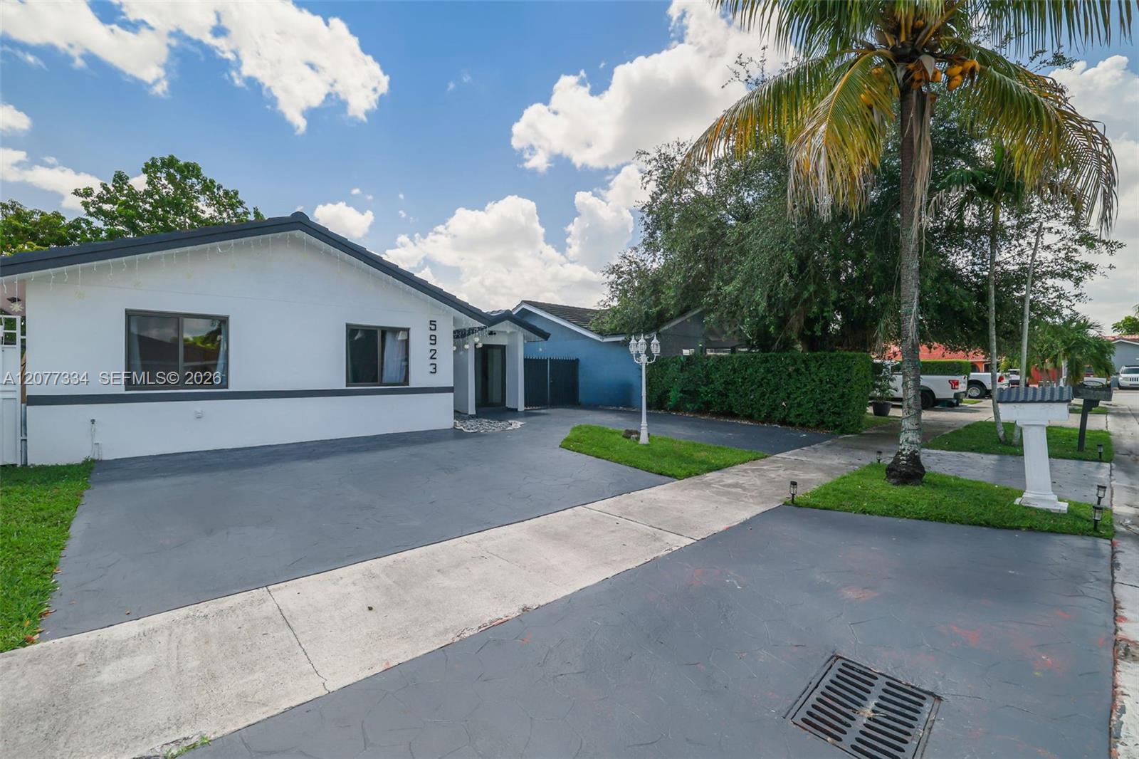 5923 SW 147th Pl, Miami FL 33193 photo 3