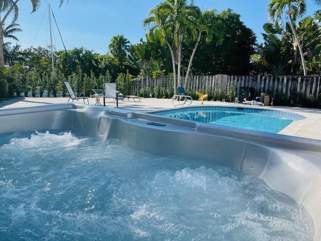 2401 ANDROS Lane, Fort Lauderdale FL 33312 photo 3
