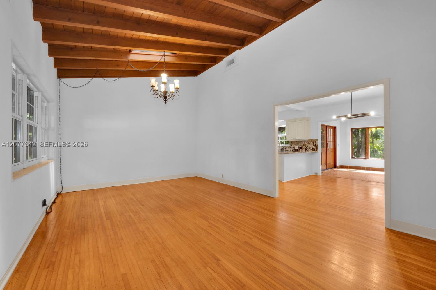 5111 Maggiore St, Coral Gables FL 33146 photo 5