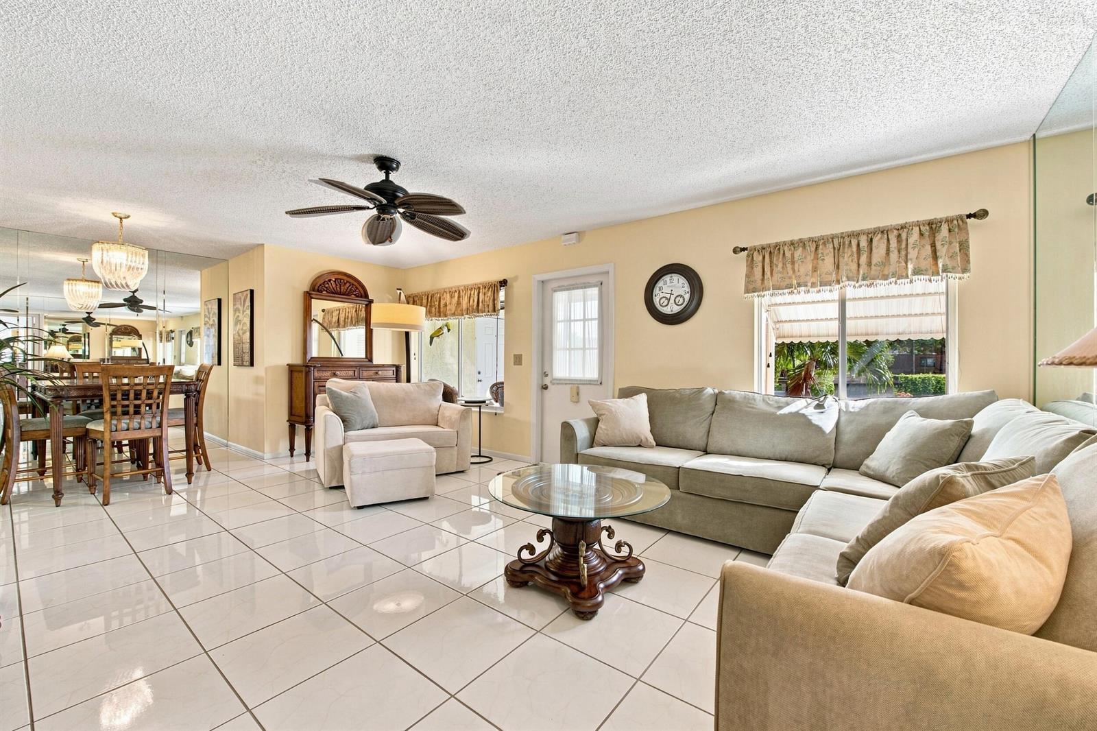 222 Pine Hov Circle # 2, FL 33463 photo 3