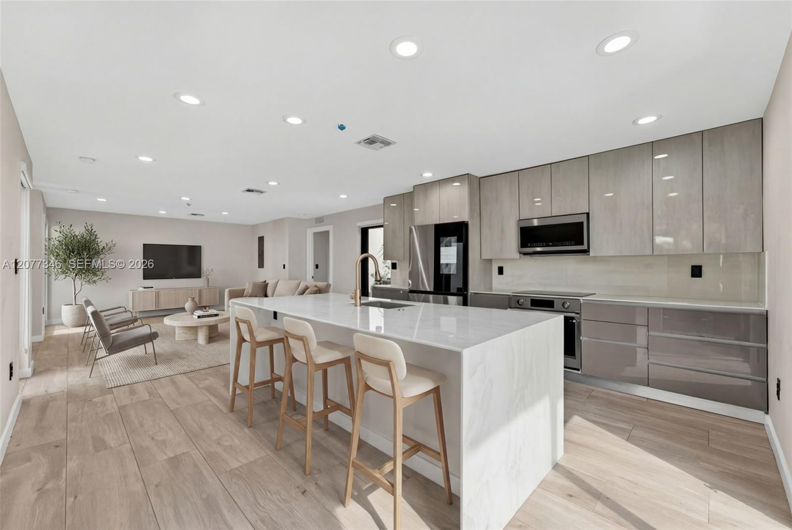 11 NE 51 # A, Miami FL 33137 photo 4