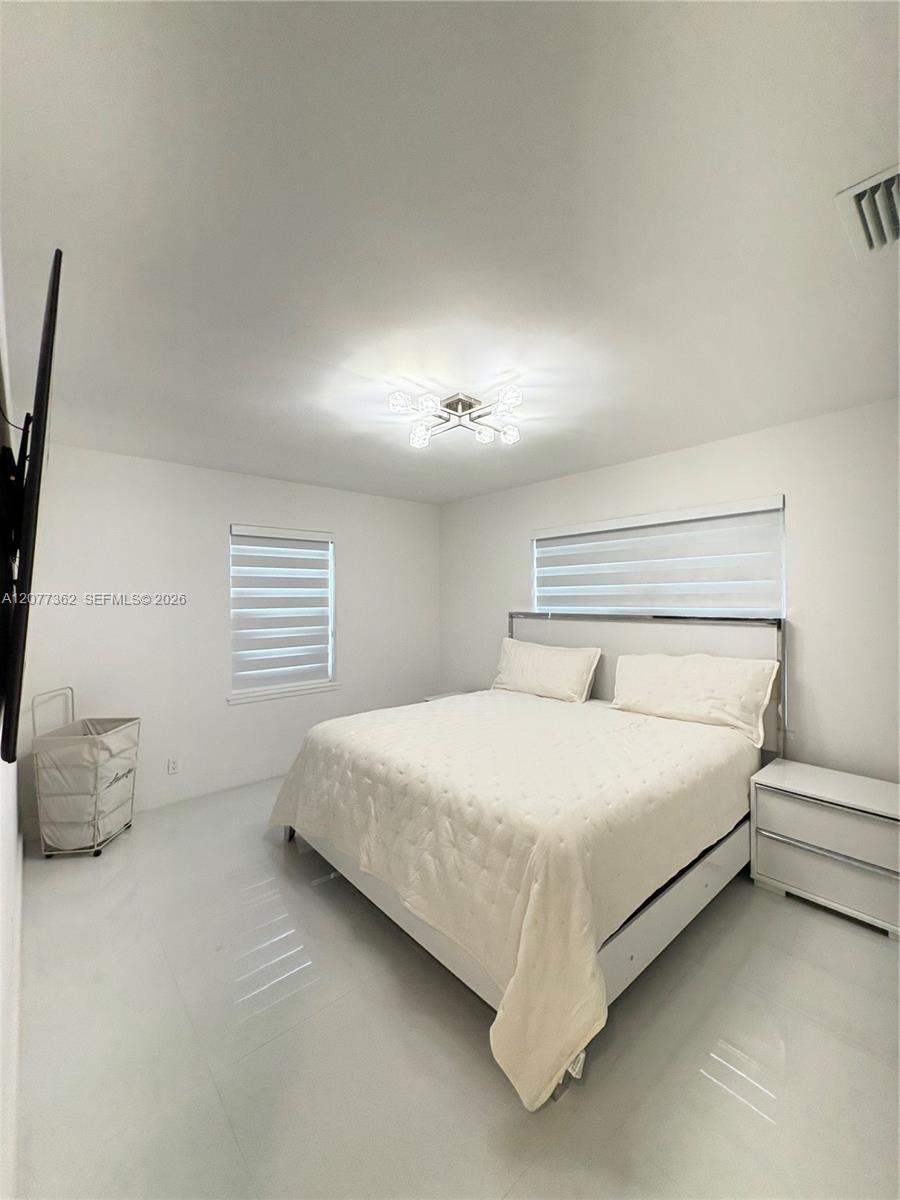 937 SW 18th Ct, Fort Lauderdale FL 33315 photo 4