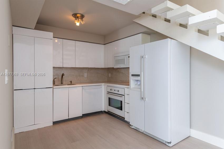 1428 West Ave # 202, Miami Beach FL 33139 photo 2