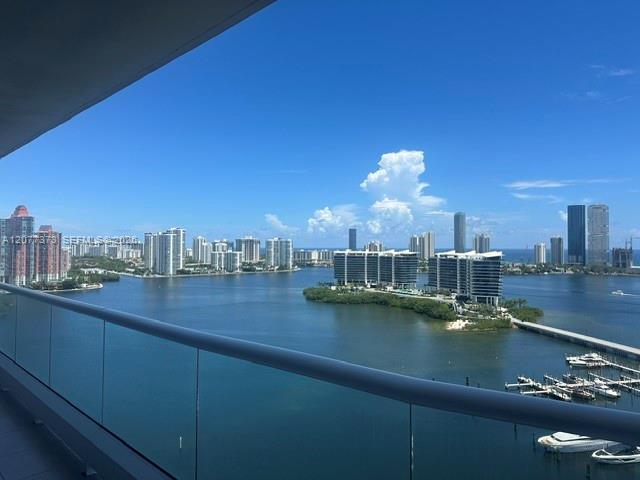 7000 Island Blvd # 2405, Aventura FL 33160 photo 2