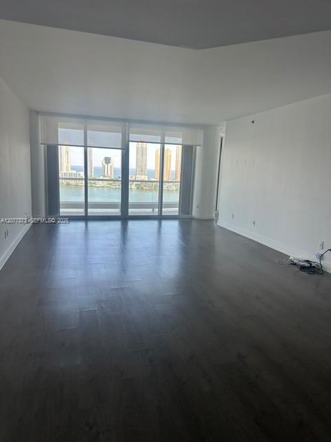 7000 Island Blvd # 2405, Aventura FL 33160 photo 5