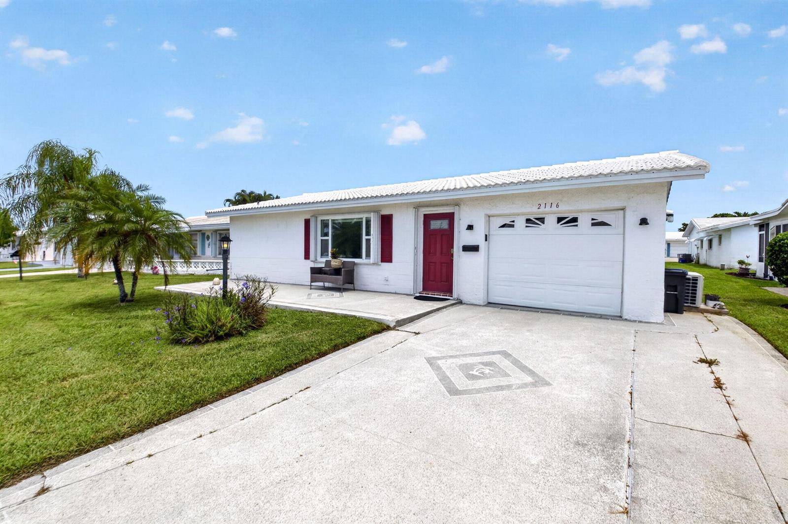 2116 SW 22ND Court, Boynton Beach FL 33426 photo 2